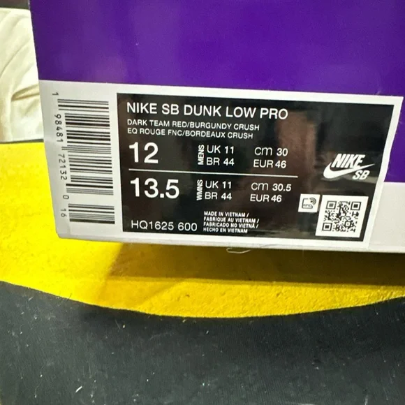 Nike SB Dunk Low Pro Dark Team Red Size 12 - Picture 6 of 6